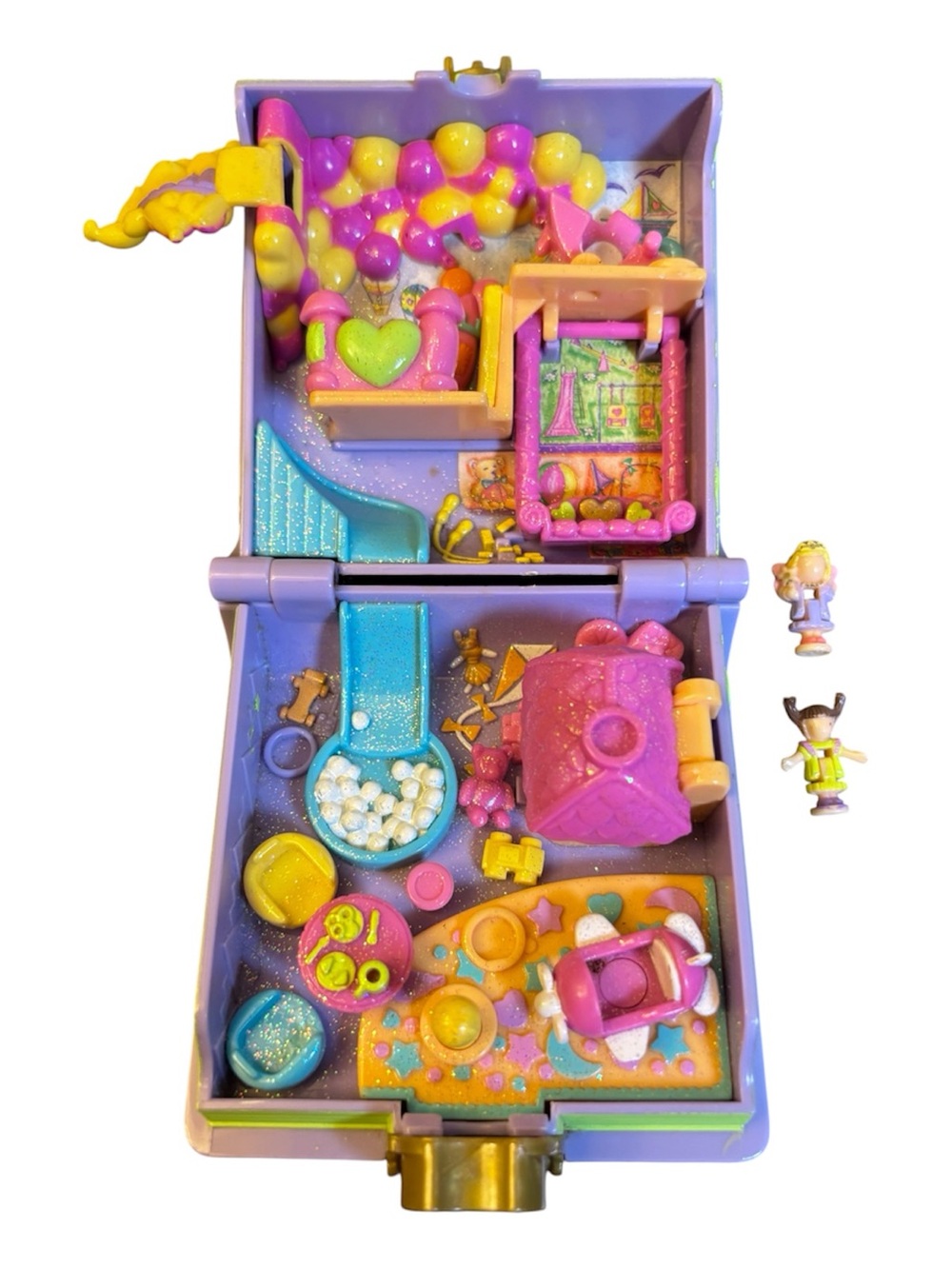 Vintage 1996 Polly Pocket Polly's Toy Land Storybook Book Compact RARE